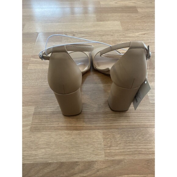 A New Day Shelly Heels Tan 11 Wide Ankle Strap Block Heel Memory Foam NEW - Picture 9 of 16